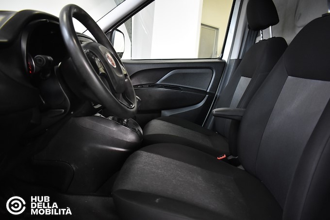 FIAT Doblò 1.4 T-Jet Natural Power PL-TN Cargo Maxi Lamierato SX